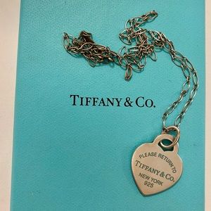 Tiffany & Co. Authentic Heart Tag Pendant Necklace